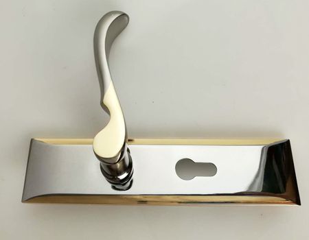 迎"双十一"大幅度降价促销锌合金黑金色室内门锁(图)