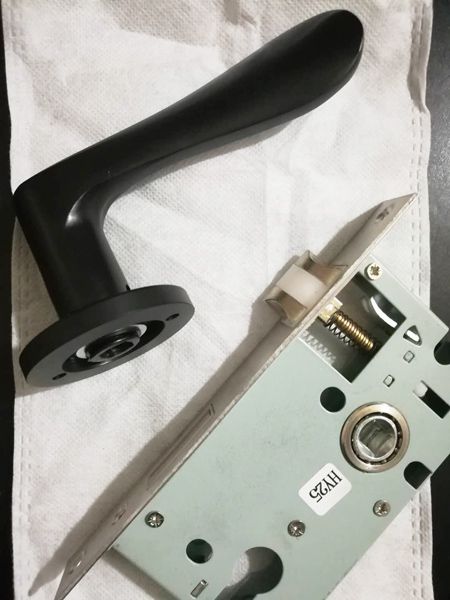 年底冲量58静音酷黑太空铝室内门锁只要33元！(图)