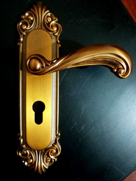 新品11月份放量促销实心大把手欧式铝合金室内门锁18.5元！(图)