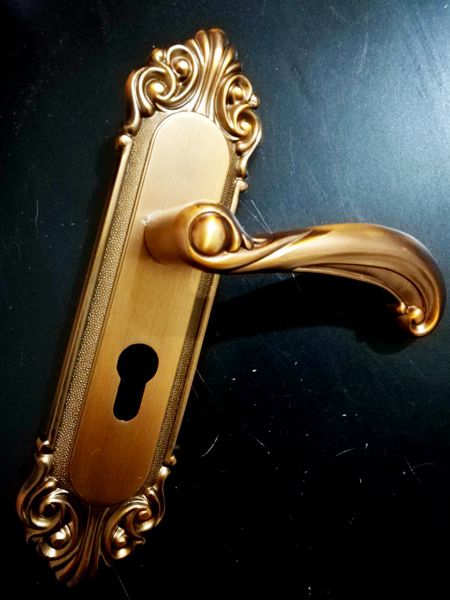 新品11月份放量促销实心大把手欧式铝合金室内门锁18.5元！(图)