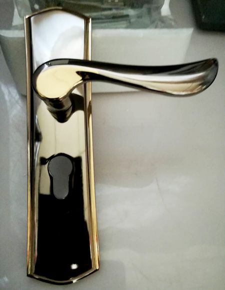 11月份新品210长实心铝把手电镀晶亮室内门锁17.5元!(图)