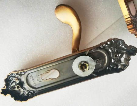 精品实心把手欧式黄古铜室内门锁|锁具批发价19.5(图)