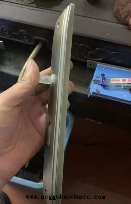 今日楼房工程绕开锁具批发商直接联系厂家询单三千套房门锁(图)