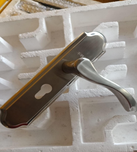 【门锁厂家】爆单|近日室内门锁和指纹密码锁集中出货(图)